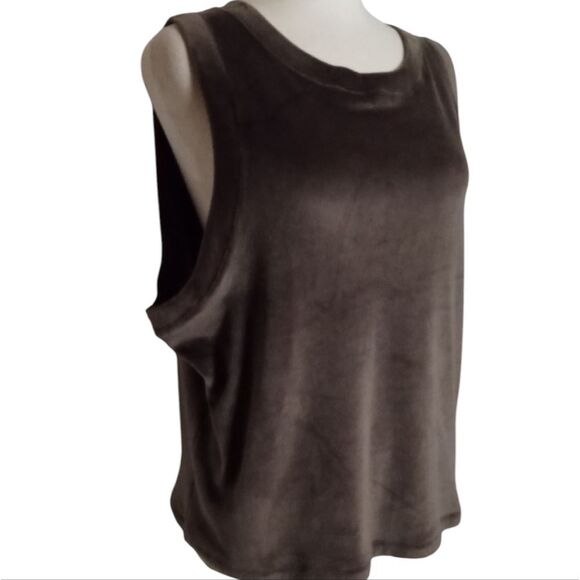 Kim Kardashian SKIMS Velour Crew Neck Tank in Mocha Size 3XL - Picture 3 of 6